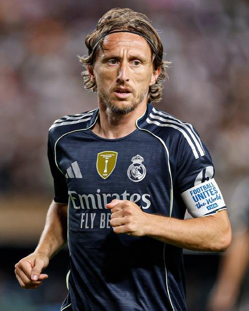 希勒：利物浦已经11场不败，但投入和表现还是和预期相去甚远