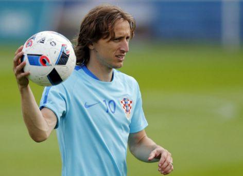 技术底层：解析“CDN 加速”在非法博彩平台躲避政府封禁中的技术手段。（技术审视：CDN 在非法博彩平台规避政府封禁中的作用解析）