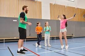 坦帕湾光芒队王牌阿彻（Chris Archer）在全明星赛后三振率领跑美联